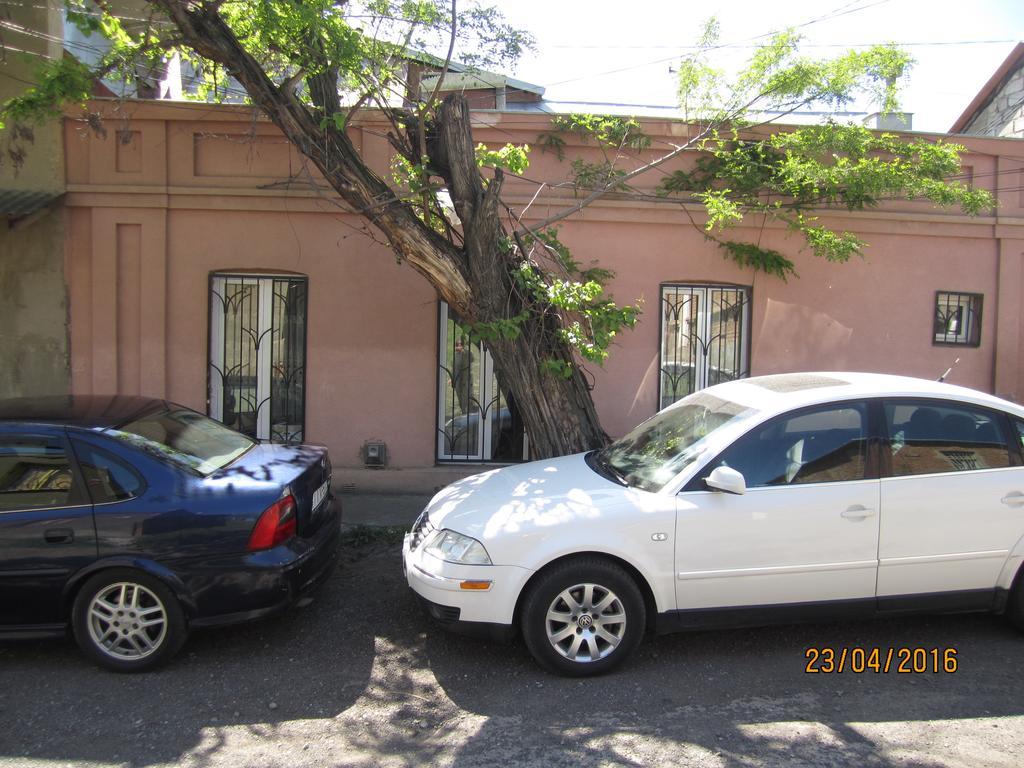 Ferienwohnung Dom Tiny Tbilisi Exterior foto